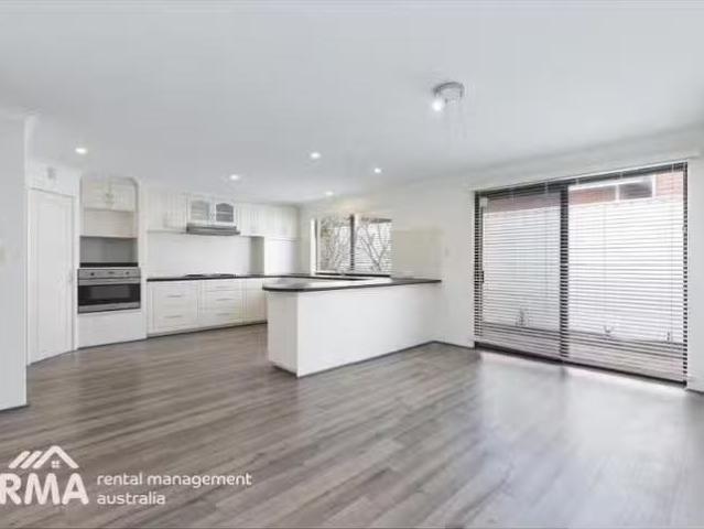 House for rent in Alfred Cove, Western Australia