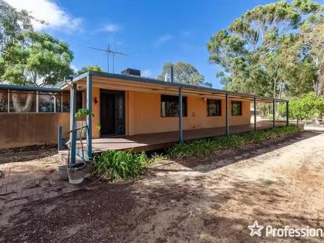 House for rent in Kelmscott, Western Australia