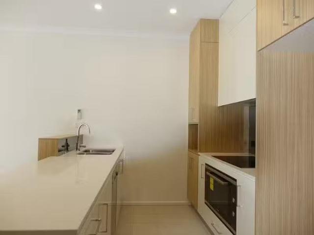 Condo for rent in Macquarie, Australian Capital Territory