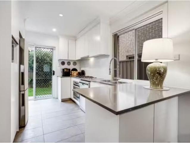 Condo for rent in Sydney, New South Wales