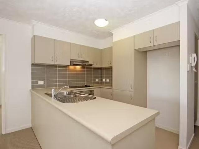 Apartment for rent in Toombul, Queensland