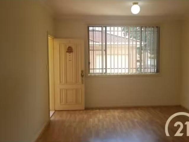Condo for rent in Smithfield, New South Wales