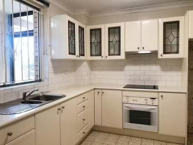 Apartment for rent in Toombul, Queensland