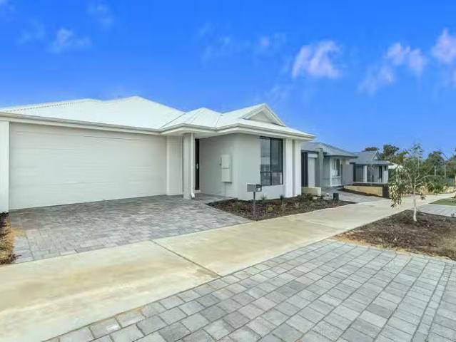 House for rent in Parklands, Western Australia