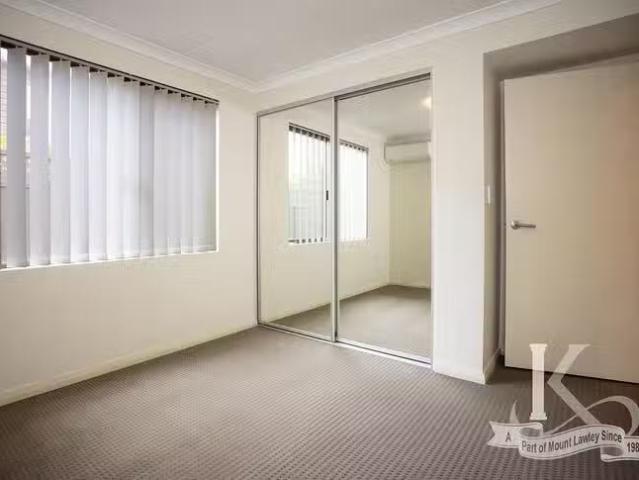 Apartment for rent in Mount Hawthorn, Western Australia