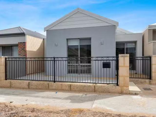 House for rent in Kwinana Town Centre, Western Australia