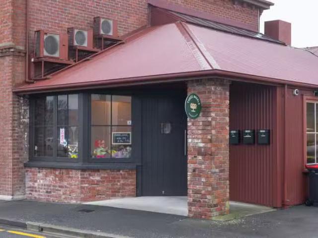 House for rent in Chaslands, Canterbury