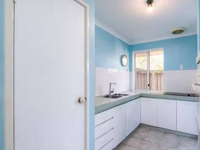 House for rent in Ballajura, Western Australia