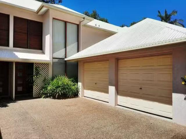 Apartment for rent in Palm Cove, Queensland