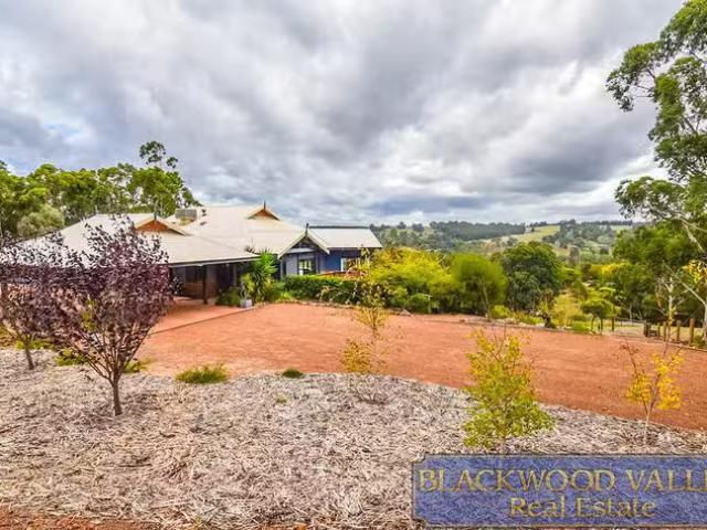 House for rent in Kangaroo Gully, Western Australia