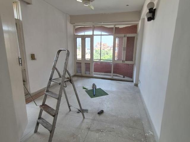 Flat for rent in Mayur Vihar, Delhi