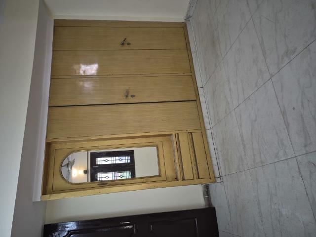 Flat for rent in East Delhi, Deri