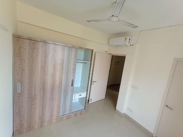 Flat for rent in Emerald Estate, Gurugram