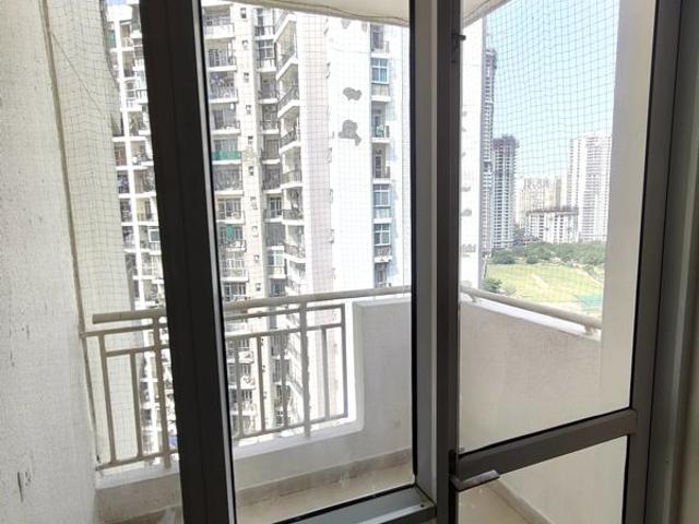 Flat for rent in Sector 45, Noida