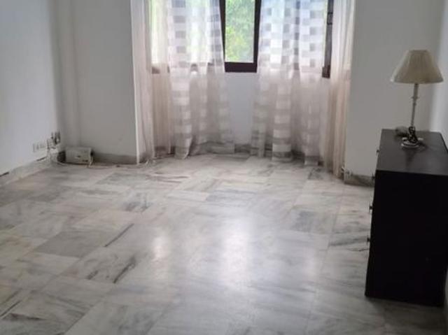 Villa for rent in Sainik Farm, Delhi