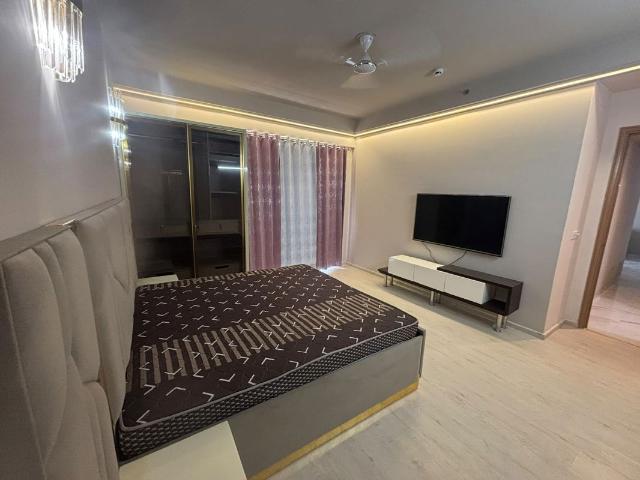 Flat for rent in Emerald Hills, Gurugram