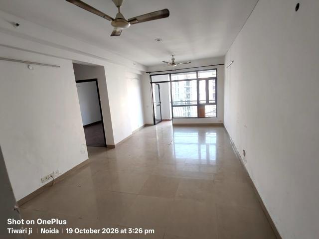 Flat for rent in Sector 43, Noida
