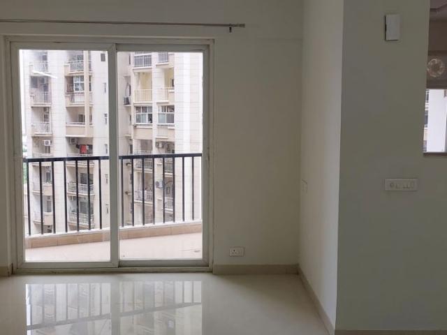 Flat for rent in Barola, Noida