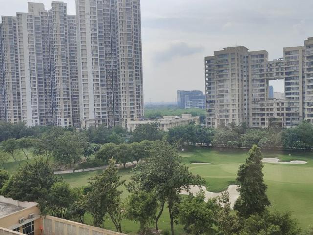 Flat for rent in Hazipur, Noida