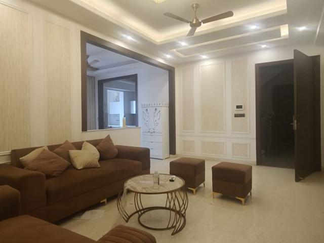 Flat for rent in Sector 67, Gurugram