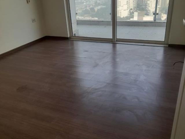 Flat for rent in Sector 67, Gurugram