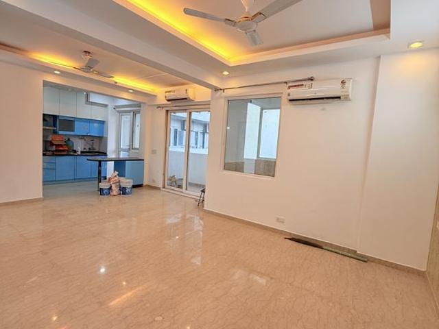 Flat for rent in Sector 45, Noida