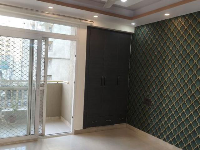 Flat for rent in Mahagun Mezzaria, Noida