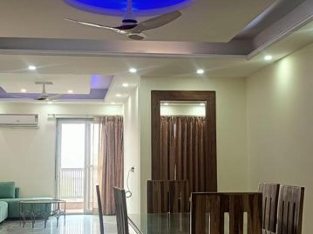 Villa for rent in Sector 26, Noida