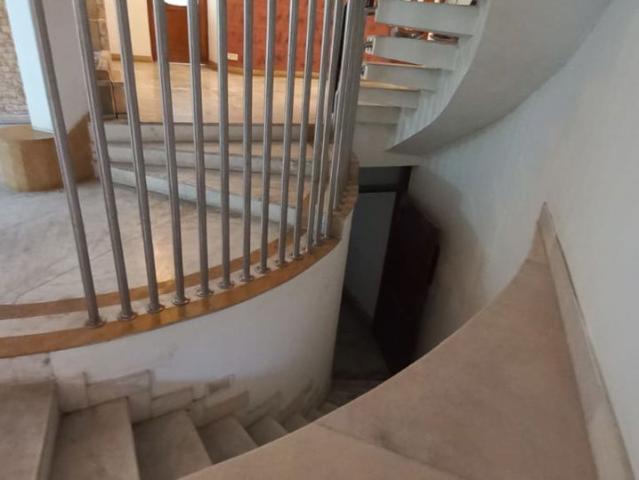 Villa for rent in South City I, Gurugram