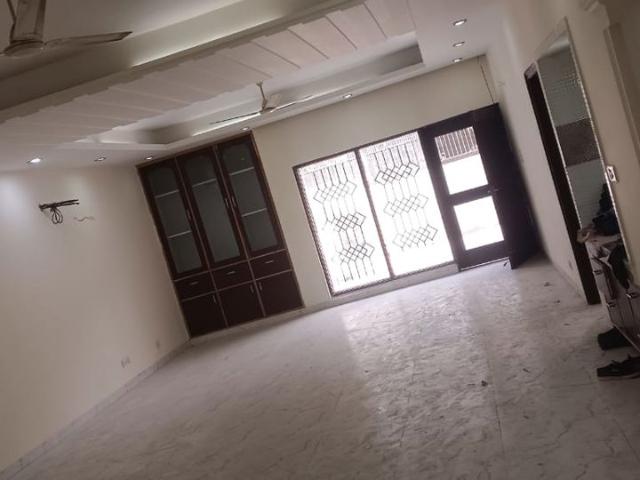 House for rent in Sector 56, Noida