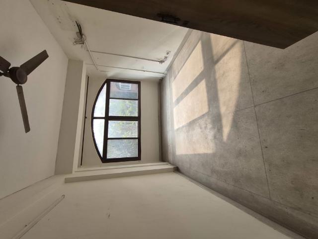 Flat for rent in East Delhi, Deri