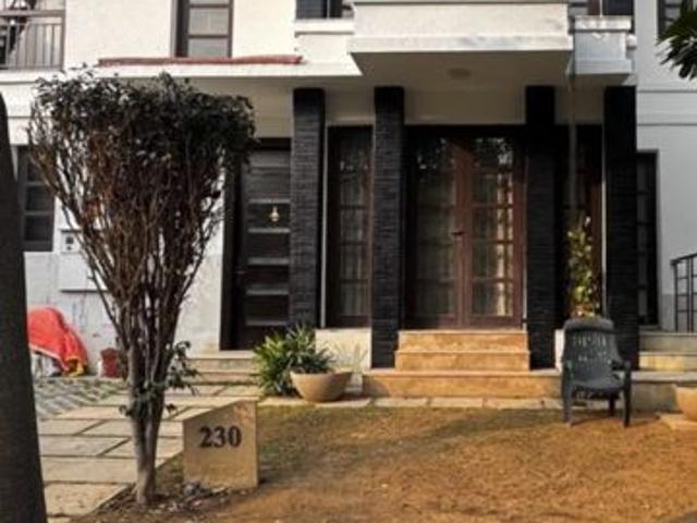 Villa for rent in Gurgaon, Gurugram