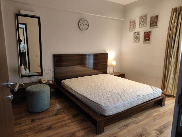Flat for rent in Viman Nagar, Pune