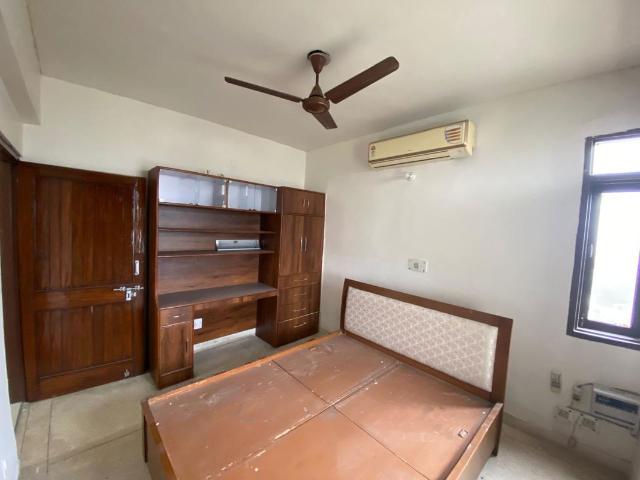 Flat for rent in Dwarka, Delhi