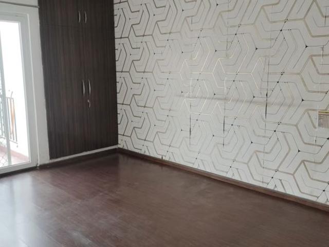 Flat for rent in MAHAGUN MODERNE, Noida
