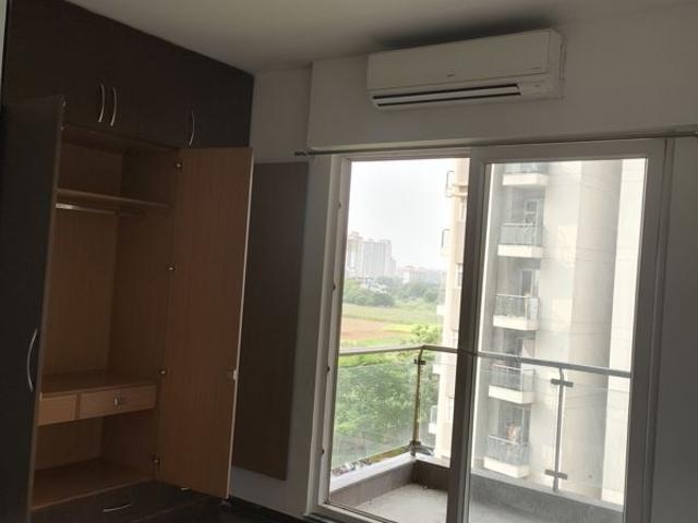 Flat for rent in Greenburg, Gurugram
