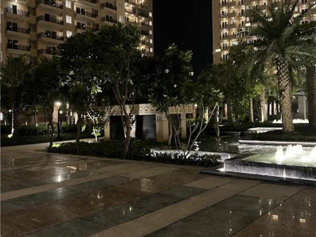 Flat for rent in Ace Parkway, Noida