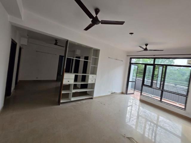 Flat for rent in Kakrala, Noida