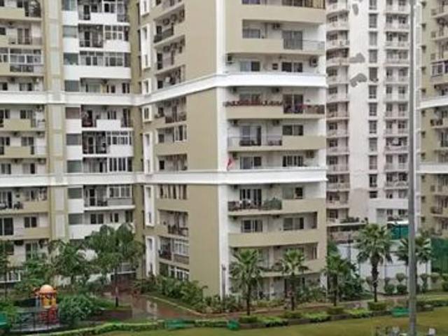 Flat for rent in Sector 45, Noida