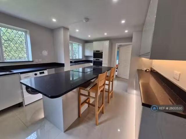 House for rent in Monkspath, West Midlands