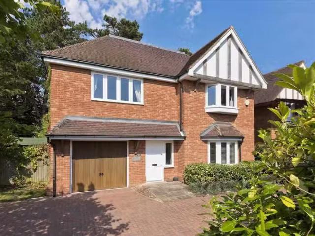 House for rent in Blackhills, Surrey