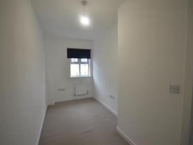House for rent in Edgware, Greater London