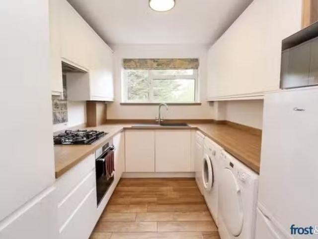 Apartment for rent in Lilliput, Poole