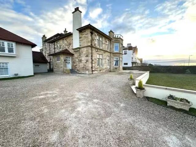 Apartment for rent in Troon, Scotland