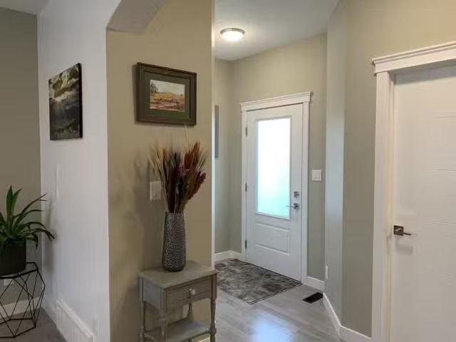 Condo for rent in Rolly View, Alberta