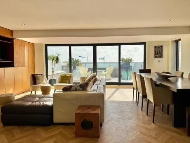 House for rent in Canford Cliffs, Poole