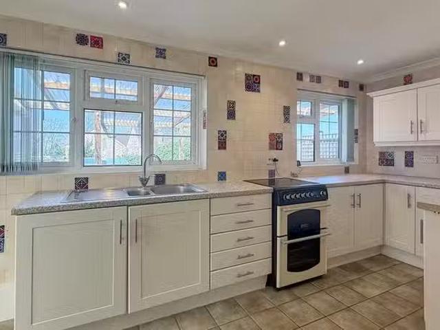 House for rent in Leighton Park, Westbury
