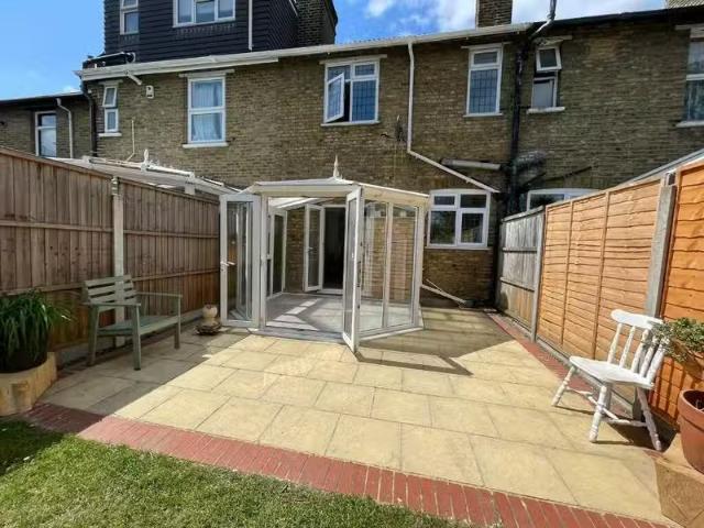 House for rent in Higham Hill, Chapel End