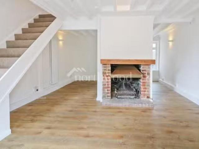 House for rent in Barham, The Bridge