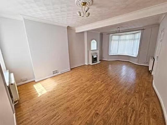 House for rent in Miskin, Wales